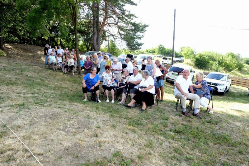 2021.06.30_Gödre felújított kálvária (10).JPG